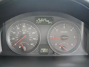 Used 2010 Volvo C70 Ice White White - Interior and Exterior details 16