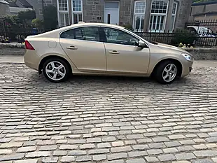 Used 2010 Volvo S60 Se Gold - Interior and Exterior details 12