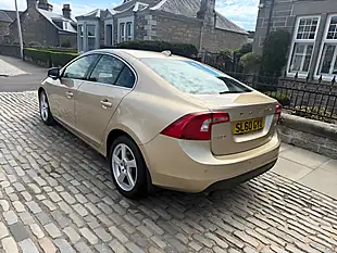 Used 2010 Volvo S60 Se Gold - Interior and Exterior details 14