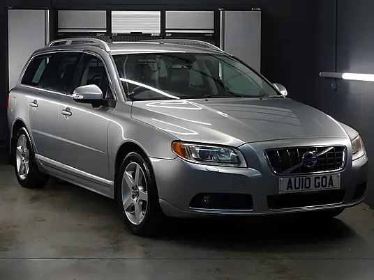 2010 Volvo V70 SE Lux 2.4 D5