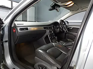 Used 2010 Volvo V70 Se Lux Silver - Interior and Exterior details 13