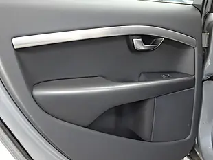 Used 2010 Volvo V70 Se Lux Silver - Interior and Exterior details 14