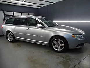 Used 2010 Volvo V70 Se Lux Silver - Interior and Exterior details 4