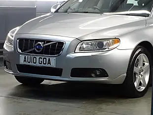 Used 2010 Volvo V70 Se Lux Silver - Interior and Exterior details 7