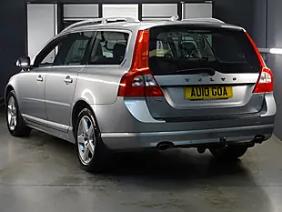 Used 2010 Volvo V70 Se Lux Silver - Interior and Exterior details 9