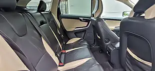 Used 2010 Volvo Xc60 R-Design Se Premium White - Interior and Exterior details 14