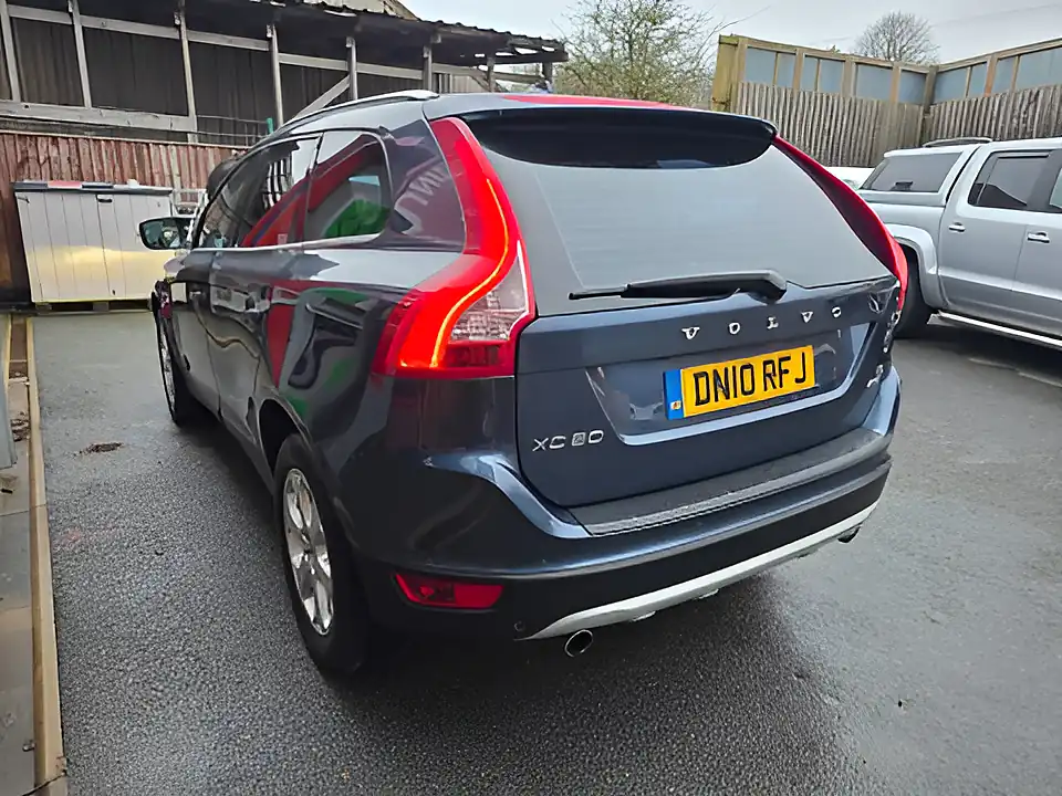 Used 2010 Volvo XC60 Se Lux Blue - Interior and Exterior details 6