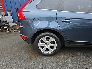 Used 2010 Volvo XC60 Se Lux Blue - Interior and Exterior details 9
