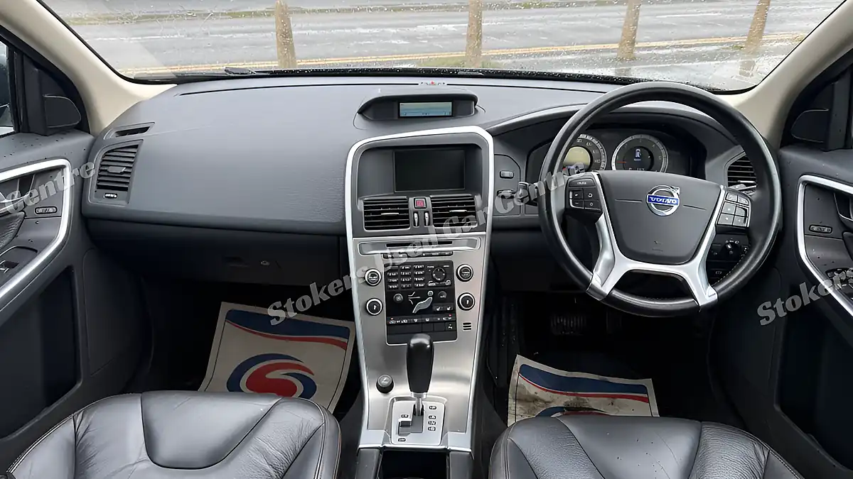Used 2010 Volvo XC60 Se Lux Grey - Interior and Exterior details 15