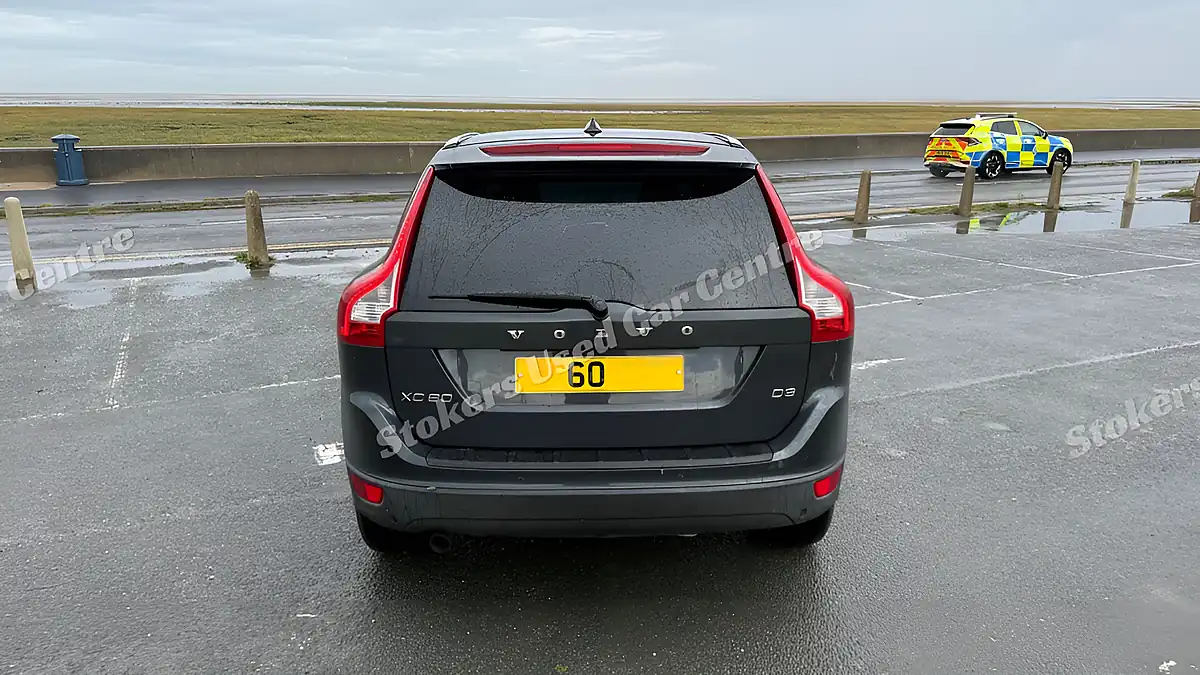 Used 2010 Volvo XC60 Se Lux Grey - Interior and Exterior details 4