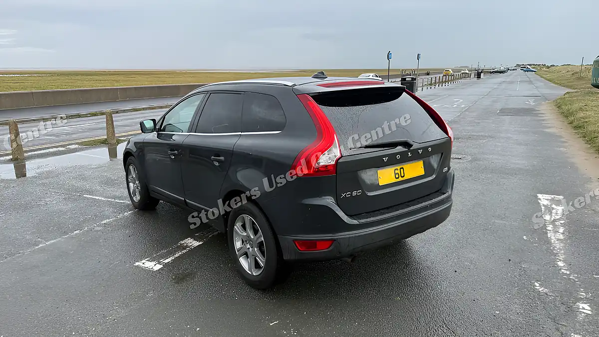 Used 2010 Volvo XC60 Se Lux Grey - Interior and Exterior details 6