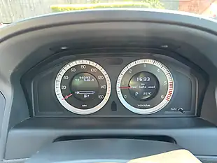 Used 2010 Volvo XC60 Se Lux Silver - Interior and Exterior details 13