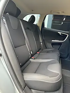 Used 2010 Volvo XC60 Se Silver - Interior and Exterior details 13