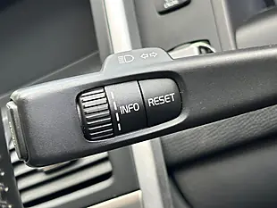 Used 2010 Volvo XC60 Se Silver - Interior and Exterior details 17