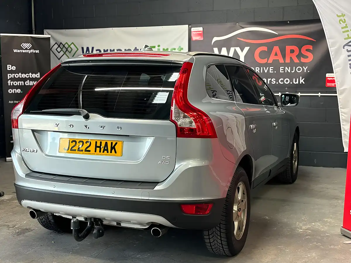 Used 2010 Volvo XC60 Se Silver - Interior and Exterior details 8