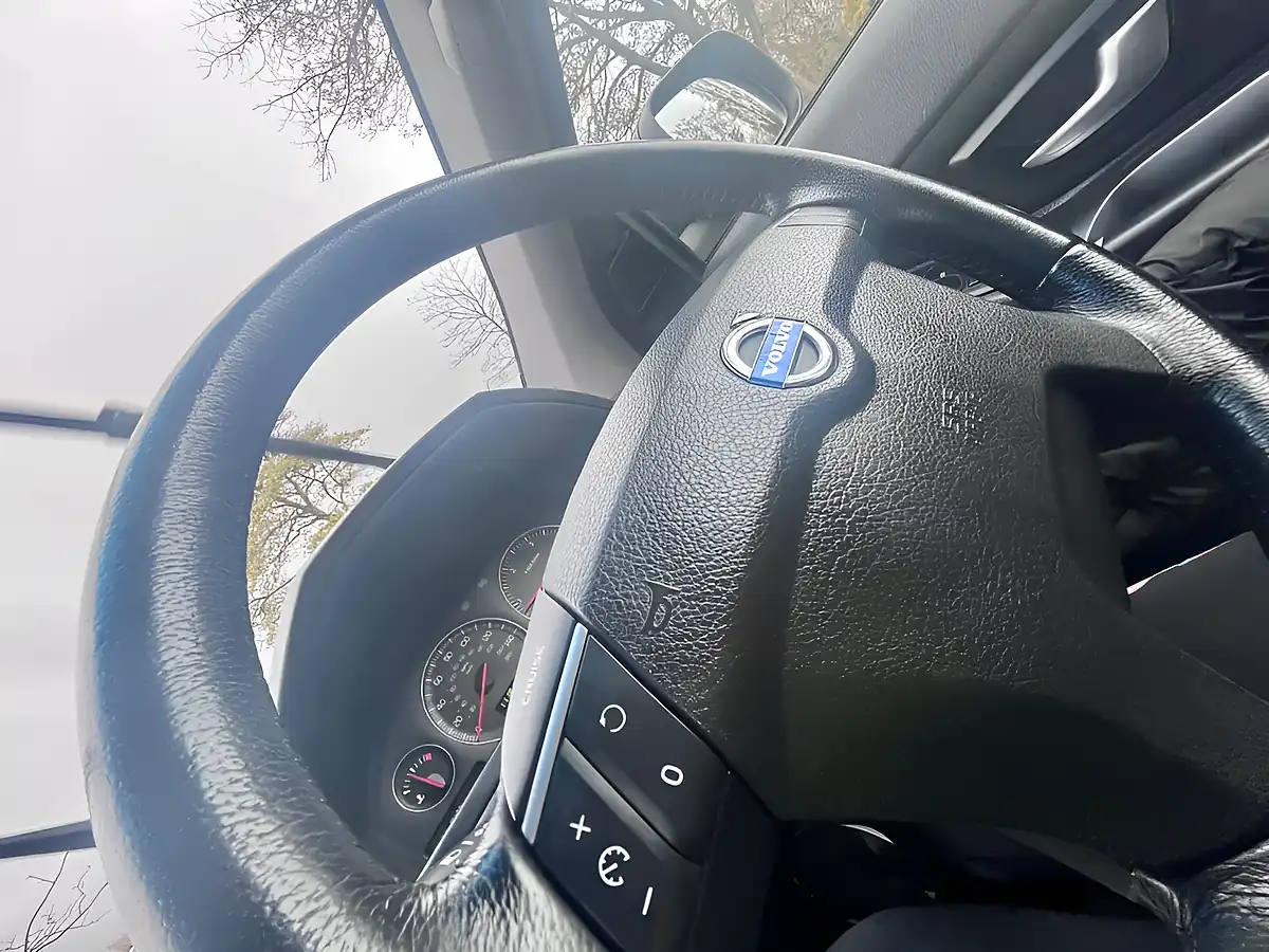Used 2010 Volvo XC90 Active Black - Interior and Exterior details 13