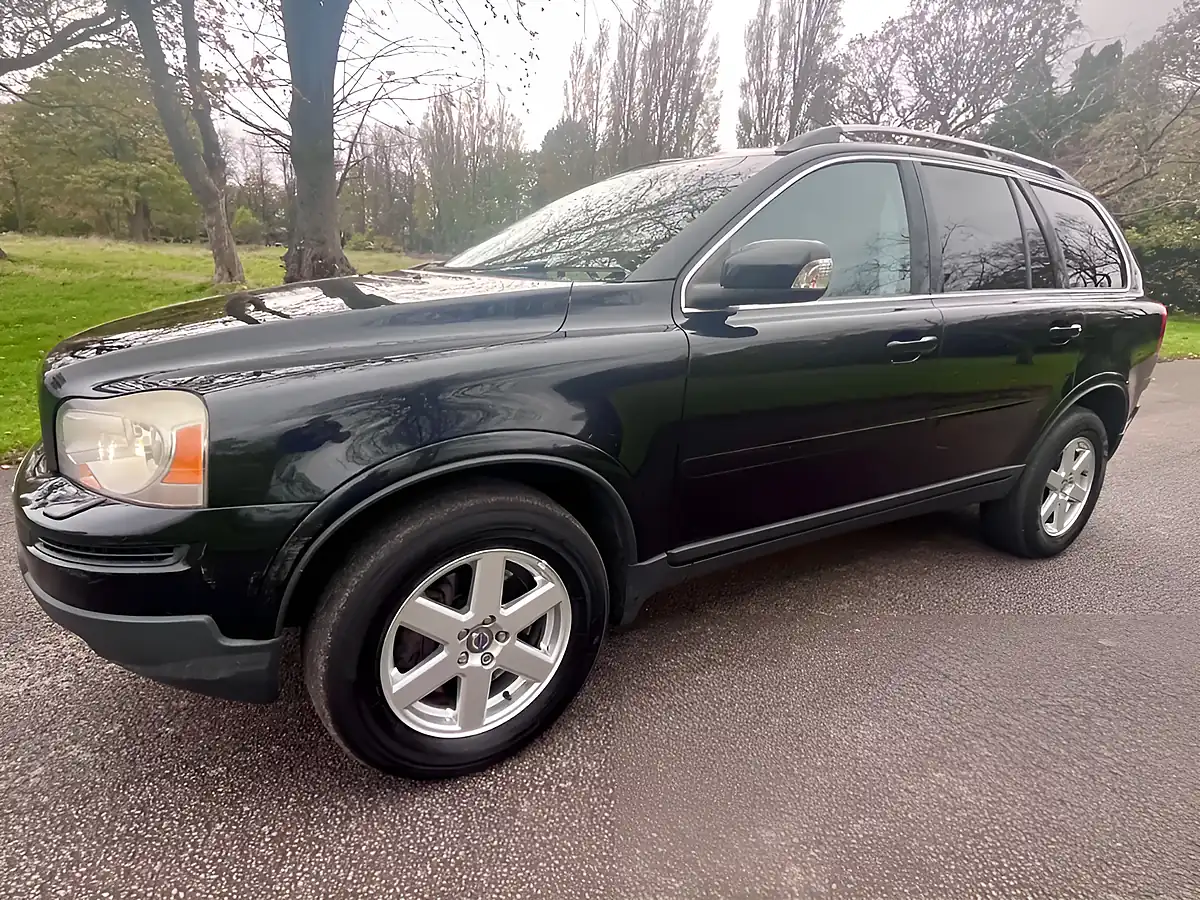 Used 2010 Volvo XC90 Active Black - Interior and Exterior details 20