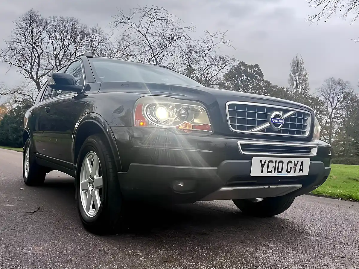 Used 2010 Volvo XC90 Active Black - Interior and Exterior details 3
