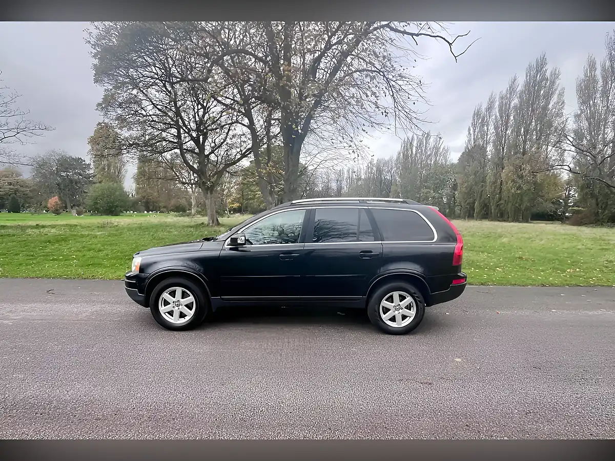 Used 2010 Volvo XC90 Active Black - Interior and Exterior details 9