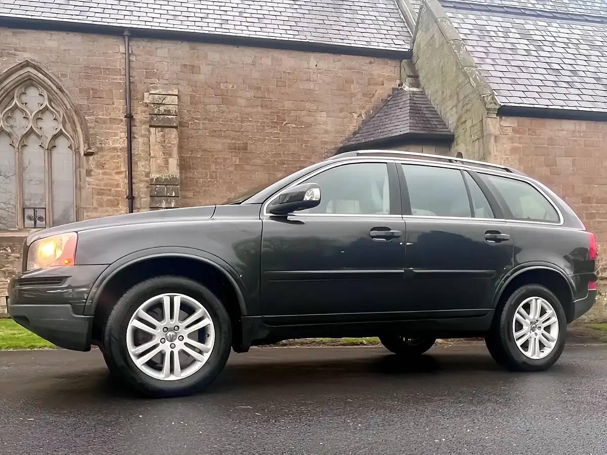Used 2010 Volvo XC90 Se Grey - Interior and Exterior details 3
