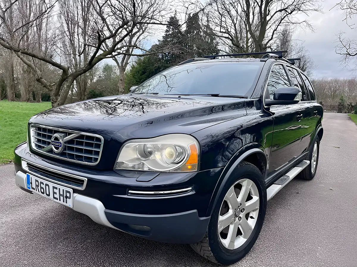 Used 2010 Volvo XC90 Se Lux Black - Interior and Exterior details 10