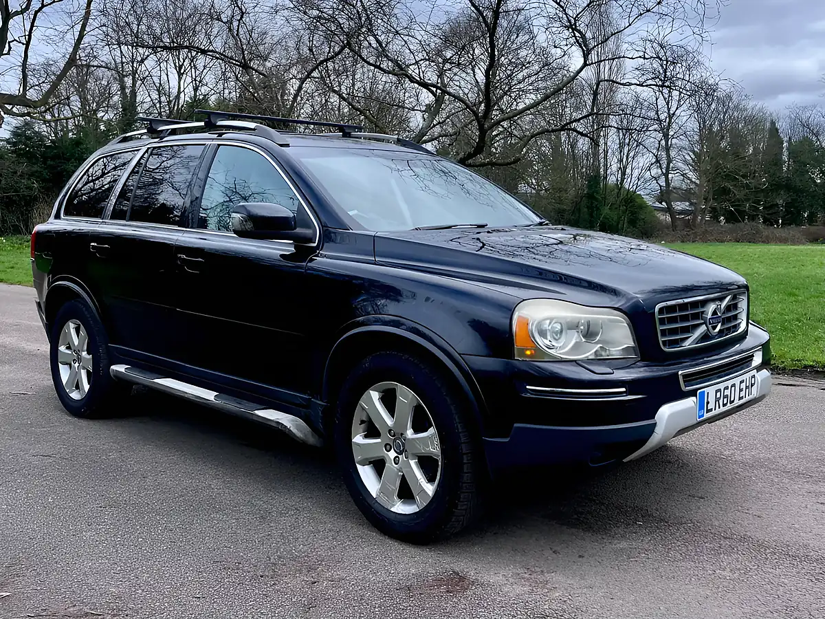 Used 2010 Volvo XC90 Se Lux Black - Interior and Exterior details 5