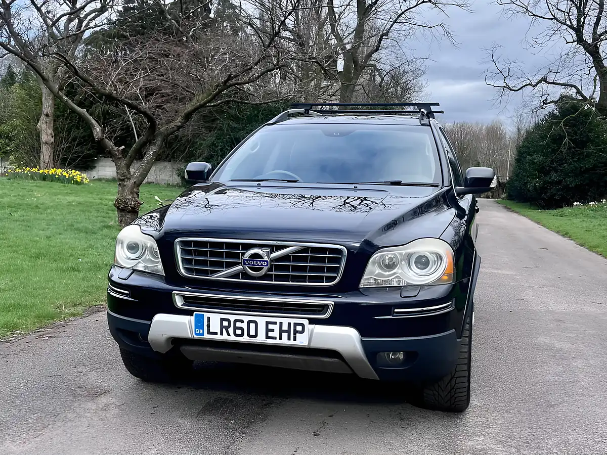 Used 2010 Volvo XC90 Se Lux Black - Interior and Exterior details 7