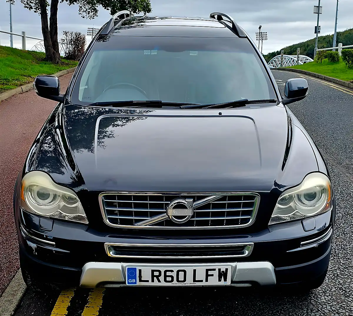 Used 2010 Volvo XC90 Se Lux Grey - Interior and Exterior details 2