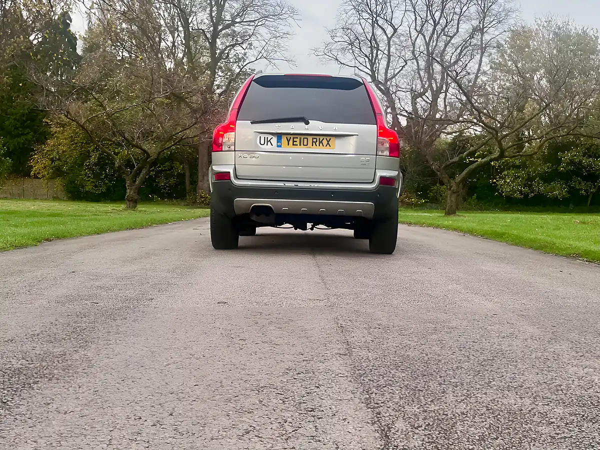 Used 2010 Volvo XC90 Se Silver - Interior and Exterior details 20