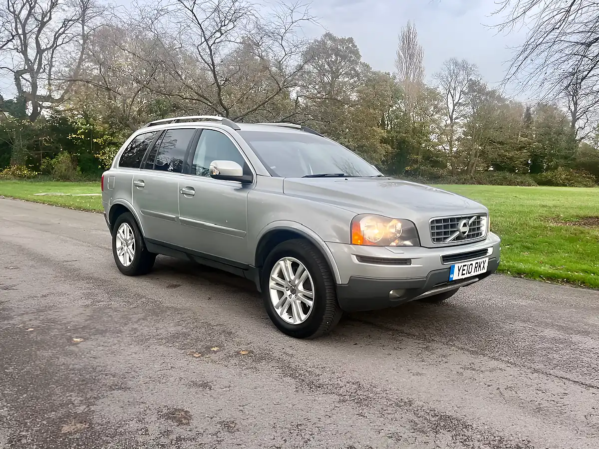 Used 2010 Volvo XC90 Se Silver - Interior and Exterior details 8