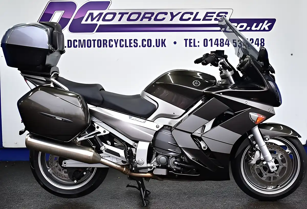 Used 2010 Yamaha Fjr 1300 Tourer Smokey Grey - Front View