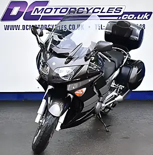 Used 2010 Yamaha Fjr 1300 Tourer Smokey Grey - Interior and Exterior details 4