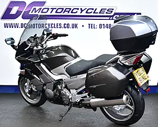 Used 2010 Yamaha Fjr 1300 Tourer Smokey Grey - Interior and Exterior details 6