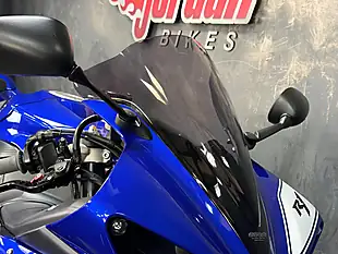 Used 2010 Yamaha R1 1000 Blue - Interior and Exterior details 11