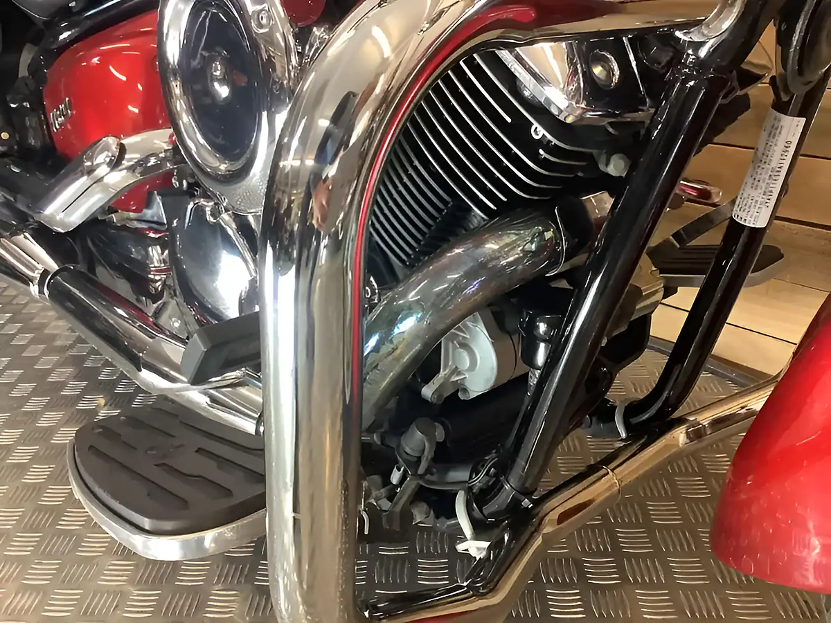 Used 2010 Yamaha Xvs Drag Star Classic Silver - Interior and Exterior details 17