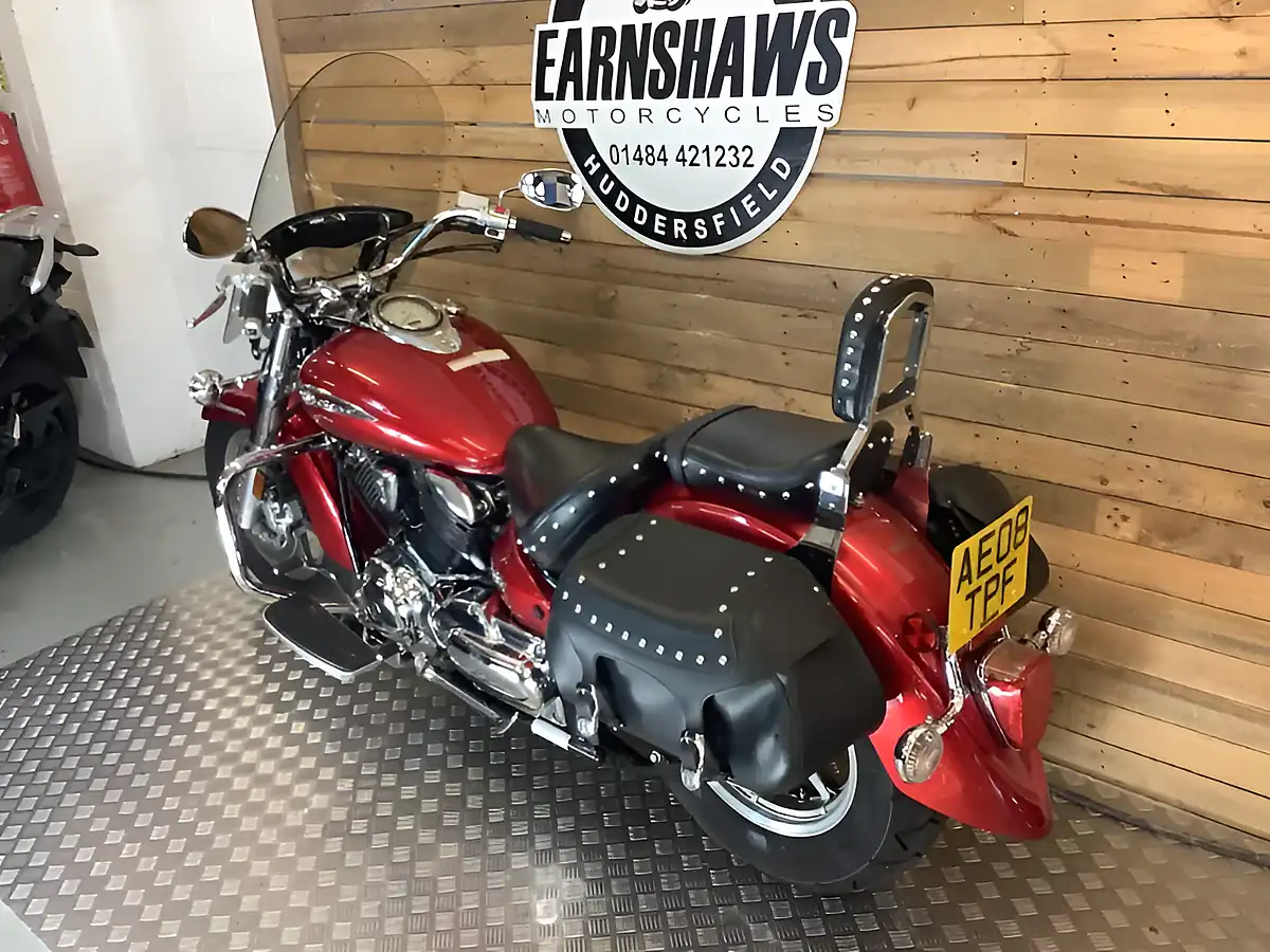 Used 2010 Yamaha Xvs Drag Star Classic Silver - Interior and Exterior details 6