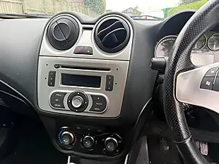Used 2011 Alfa Romeo Mito Sprint Blue - Interior and Exterior details 14
