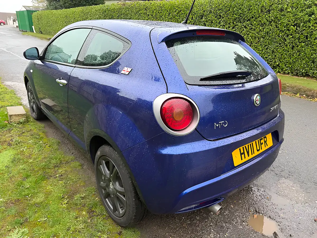 Used 2011 Alfa Romeo Mito Sprint Blue - Interior and Exterior details 6