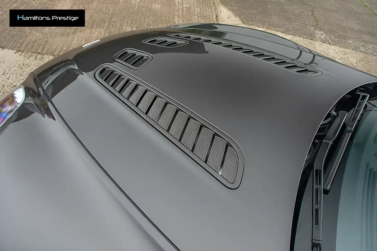 Used 2011 Aston Martin Vantage Coupe Quantum Silver - Interior and Exterior details 4