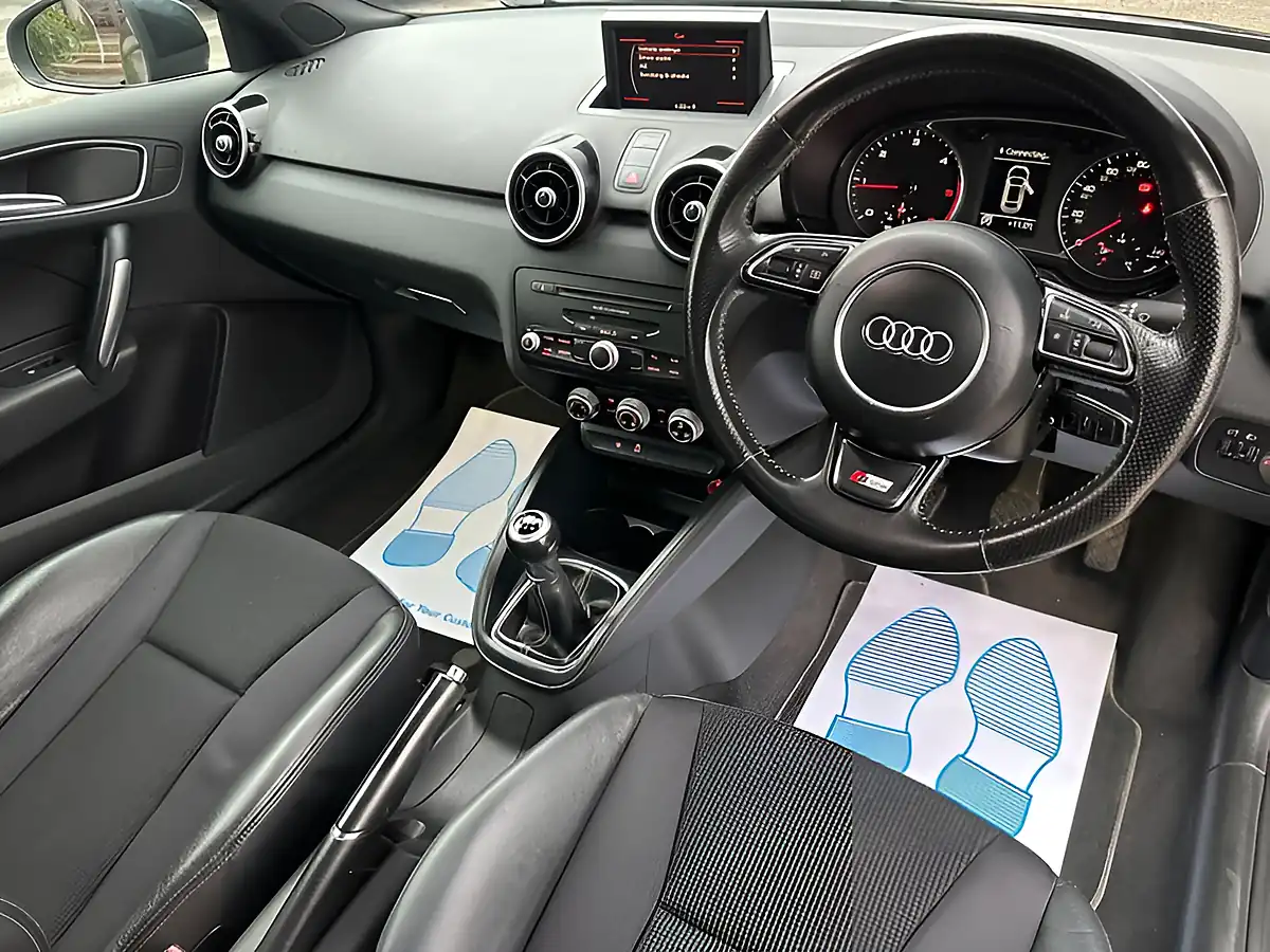 Used 2011 Audi A1 S Line Black - Interior and Exterior details 2