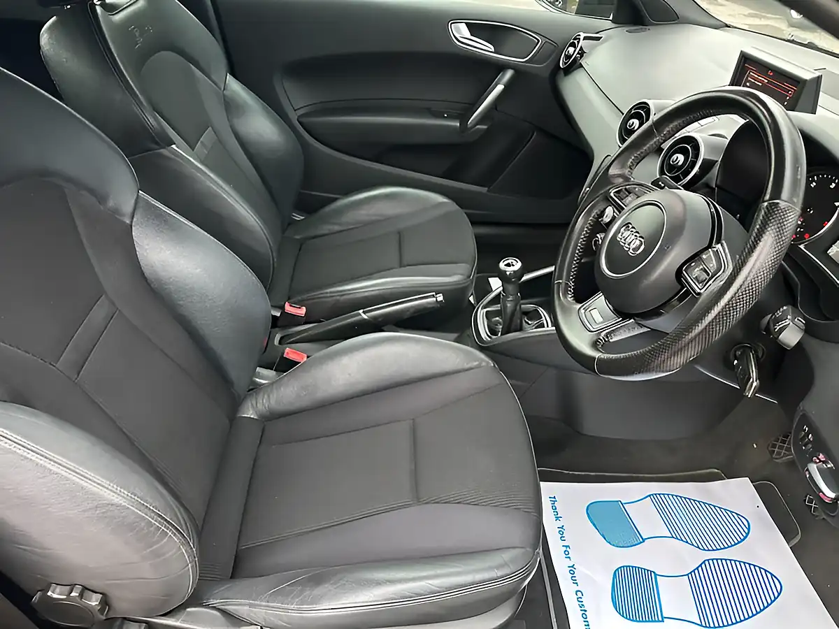 Used 2011 Audi A1 S Line Black - Interior and Exterior details 9