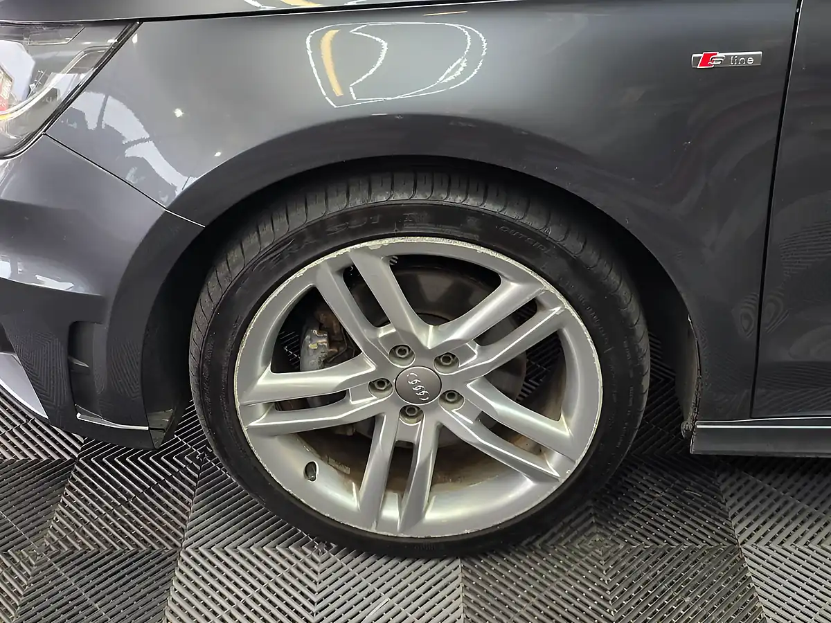 Used 2011 Audi A1 S Line Grey - Interior and Exterior details 20