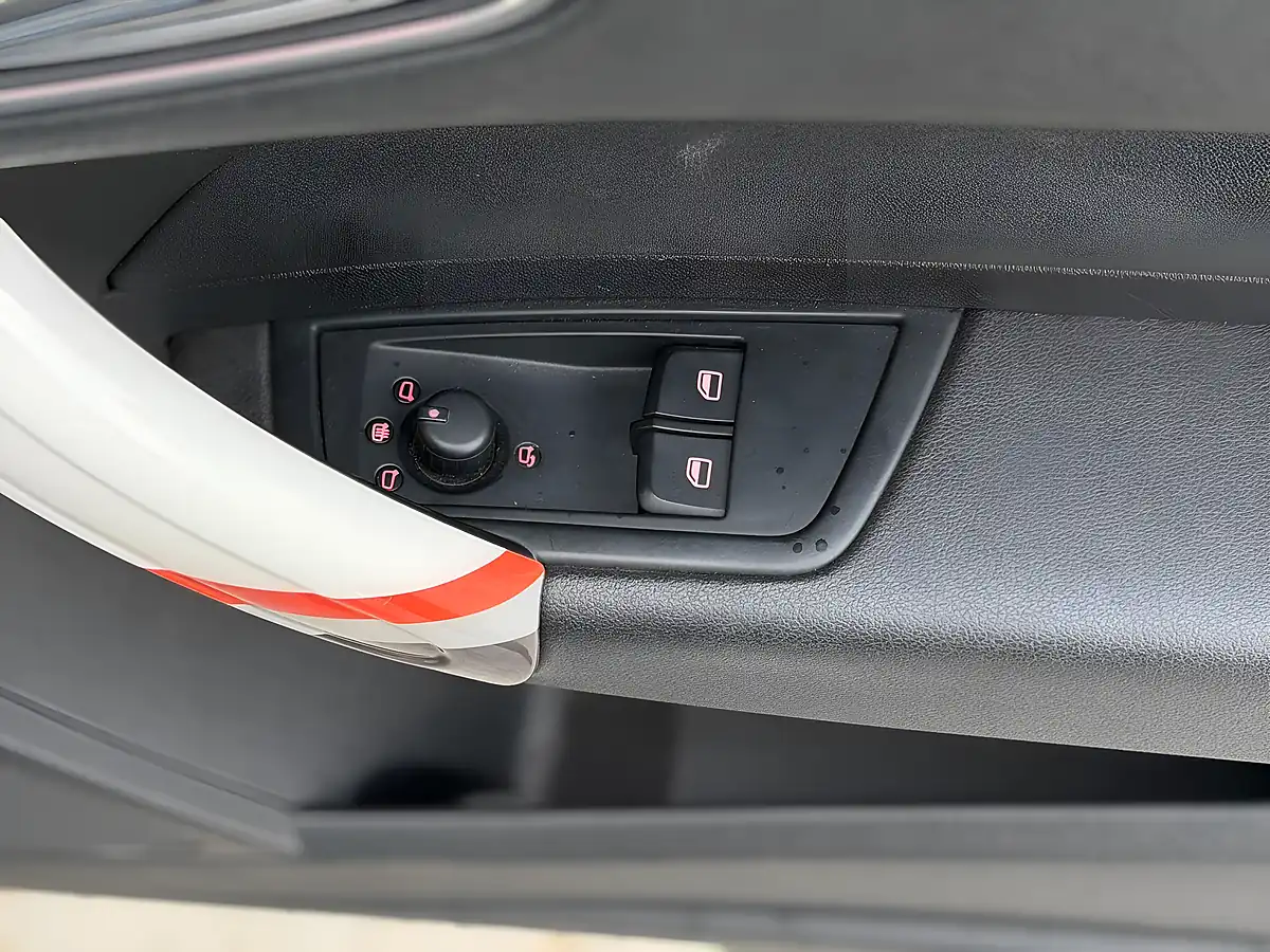 Used 2011 Audi A1 Sport Black - Interior and Exterior details 14
