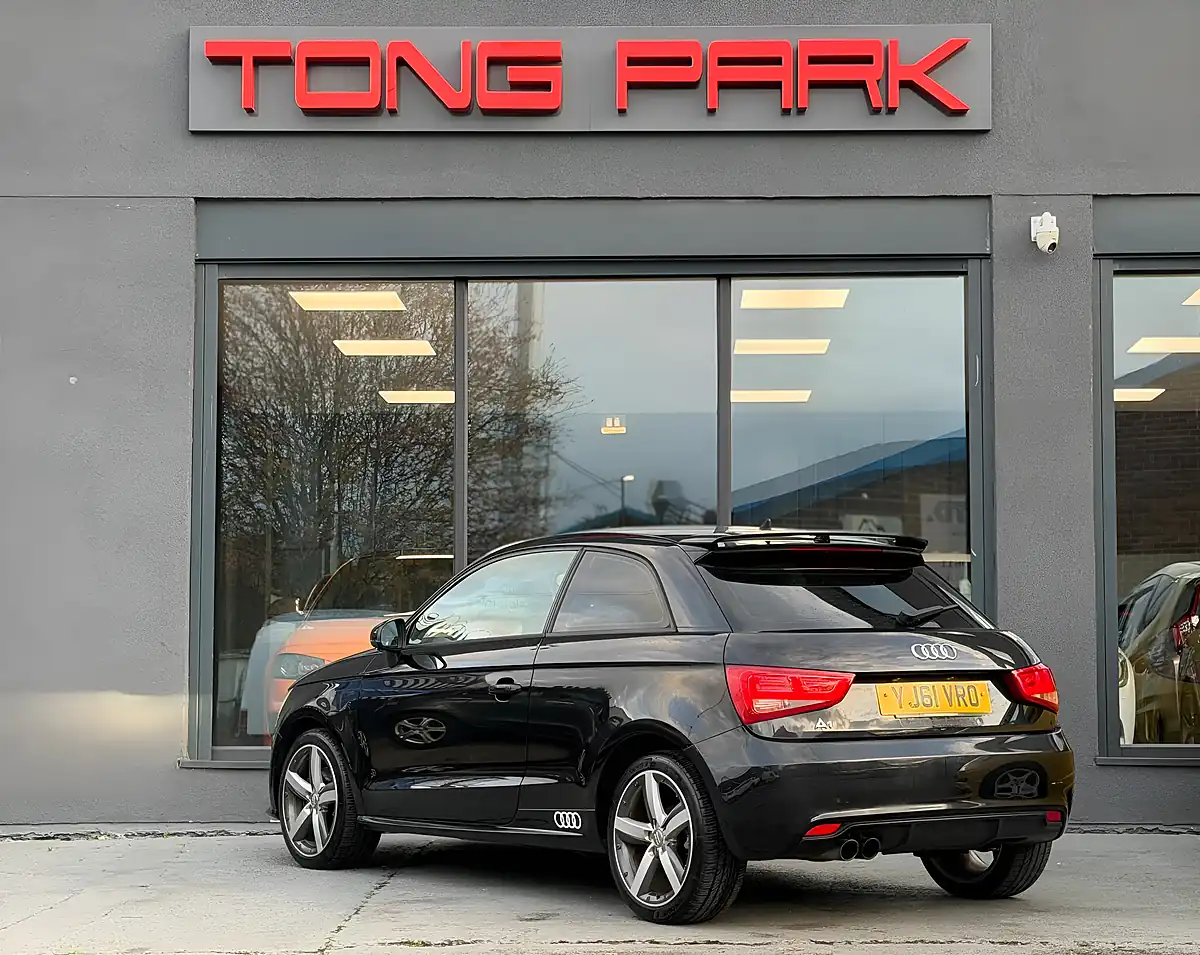 Used 2011 Audi A1 Sport Black - Interior and Exterior details 4