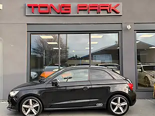 Used 2011 Audi A1 Sport Black - Interior and Exterior details 7