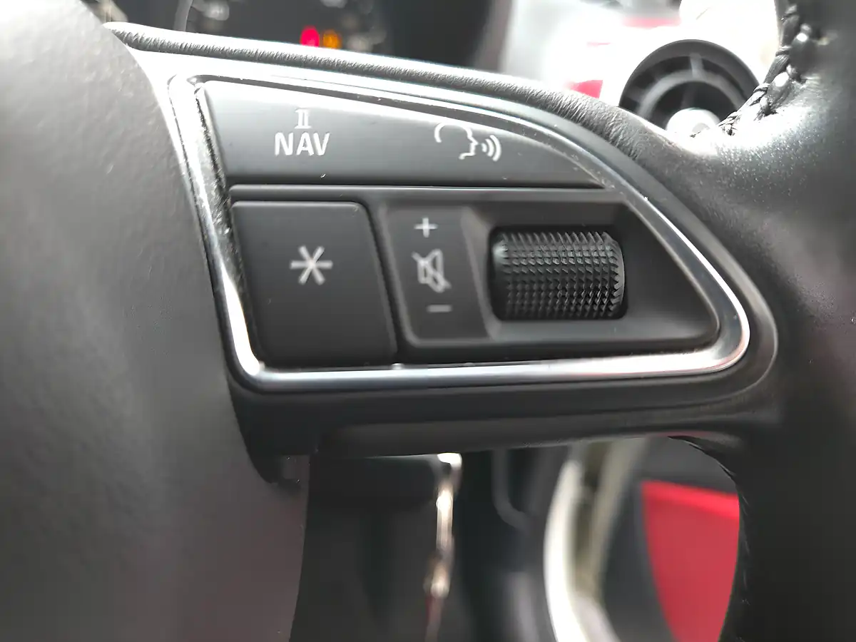 Used 2011 Audi A1 Sport White - Interior and Exterior details 17