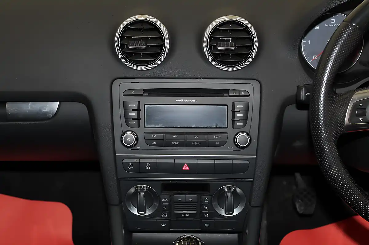 Used 2011 Audi A3 Black Edition Sportback Silver - Interior and Exterior details 14