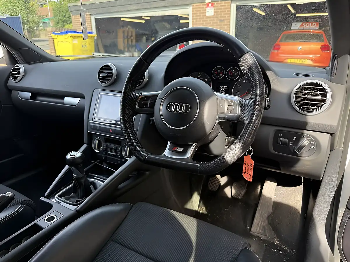 Used 2011 Audi A3 Black Edition Sportback White - Interior and Exterior details 10
