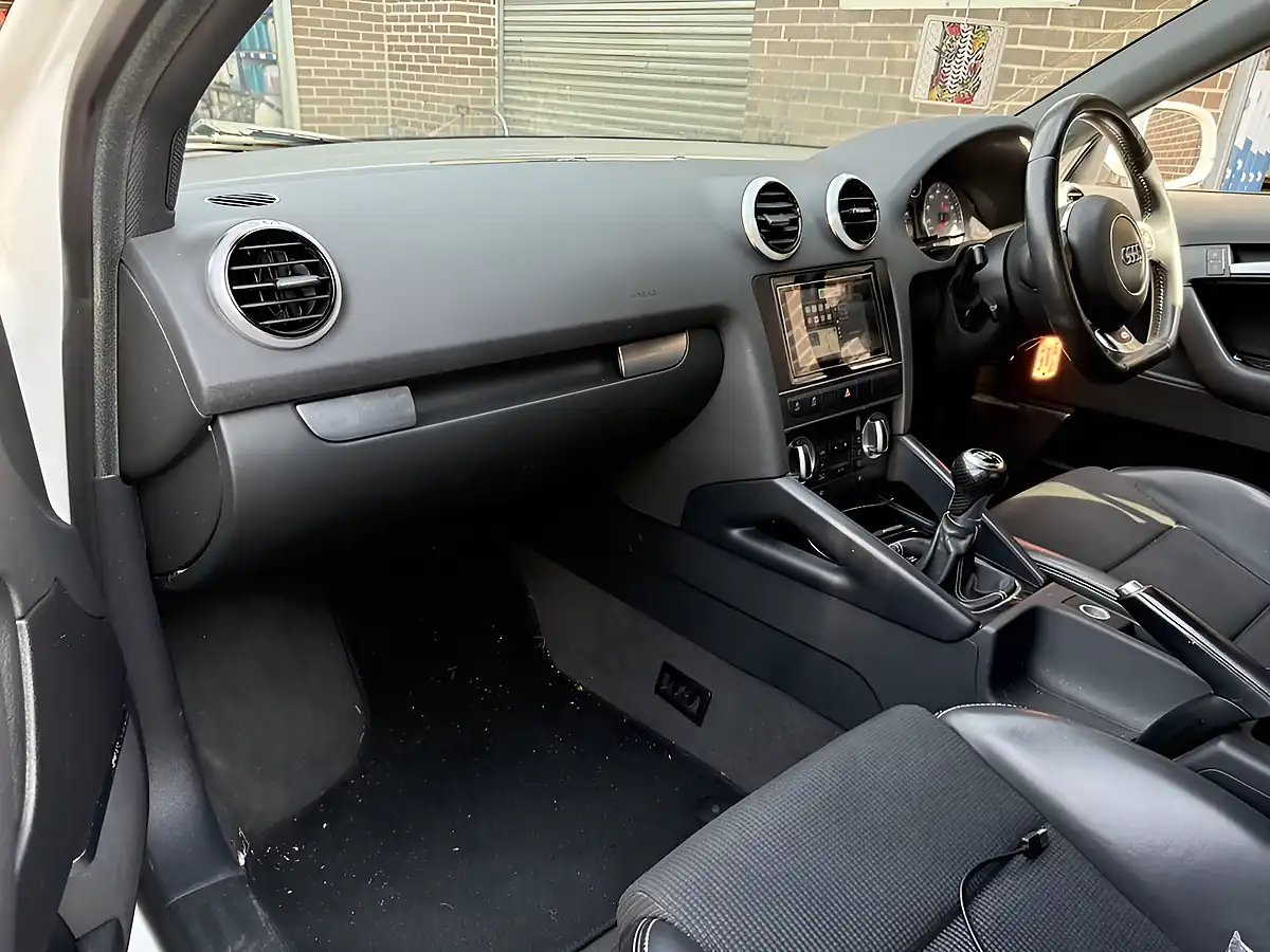 Used 2011 Audi A3 Black Edition Sportback White - Interior and Exterior details 11