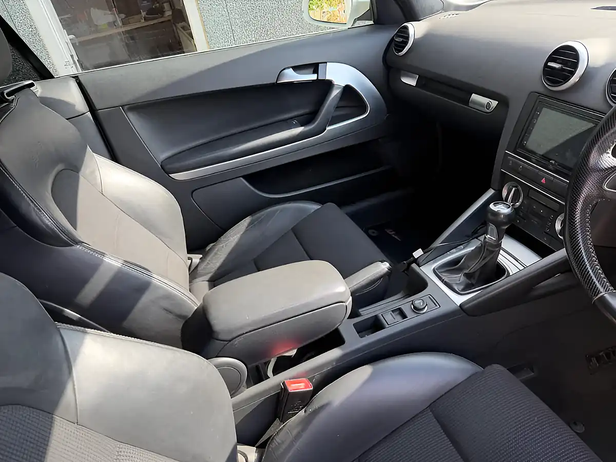 Used 2011 Audi A3 Cabriolet S Line White - Interior and Exterior details 17